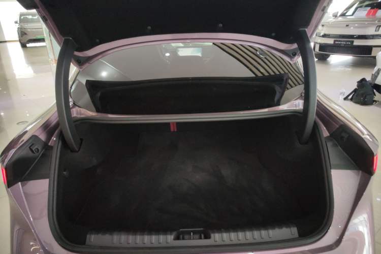 Used Lynk & Co 07 2026 Model 126 Long-Range Ultra H7 Trunk