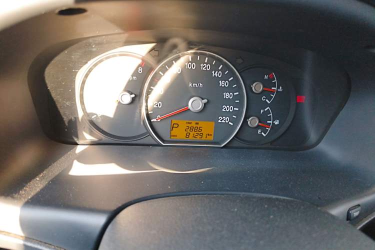 Used Kia Carens 2007 2.0L 7-Seater Standard Edition