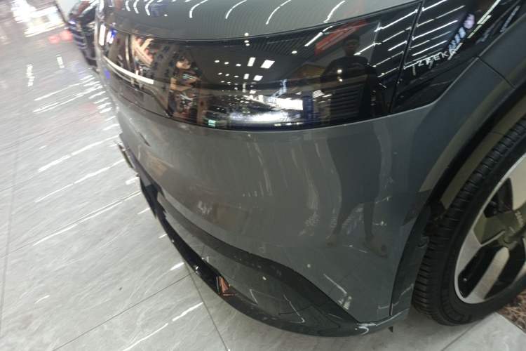 Used Zeekr MIX 2025 Intelligent Driving Version
