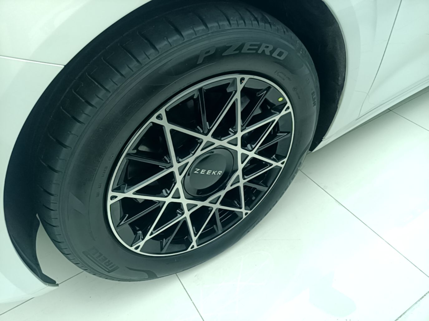 Zeekr 009 2024 7-Seater Aisle Version 108 kWh — снимка 10
