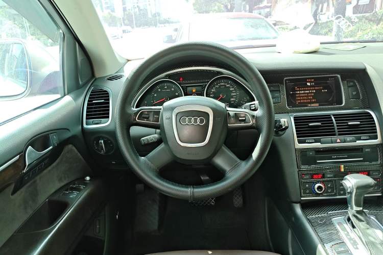 Used Audi Q7 2012 3.0 TFSI Technology Model (200kW) Steering Wheel