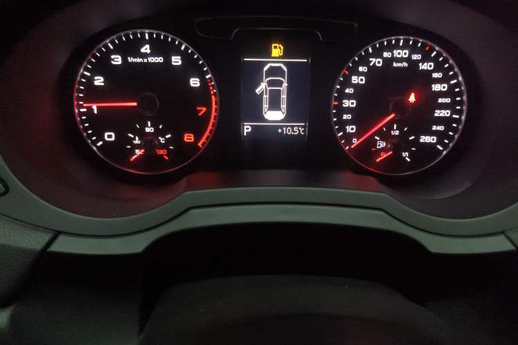 Used Audi Q3 2016 40 TFSI quattro all-wheel-drive sport model