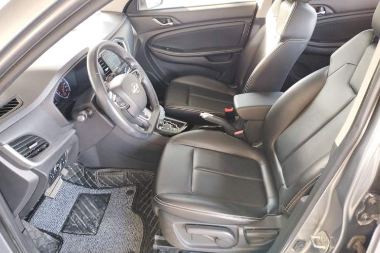 Used Land X2 2017 1.6L Automatic Platinum Edition
