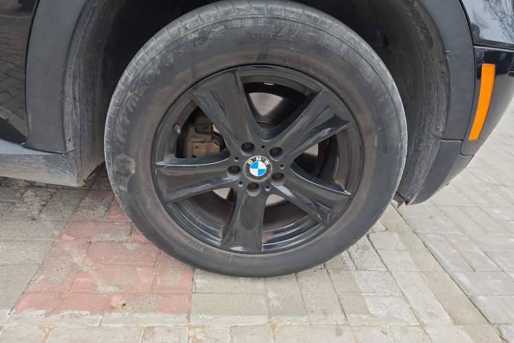 Used BMW X5 2011 xDrive35i Leading Model
