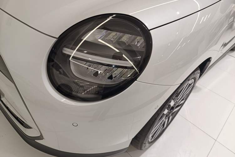 Used MINI Electric MINI COOPER 2025 456km COOPER E Classic Style
