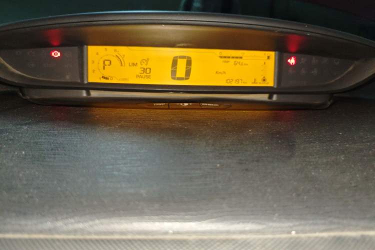 Used Citroen C-Quatre 2011 Hatchback 1.6L Automatic XuanYa Model Instrument Cluster