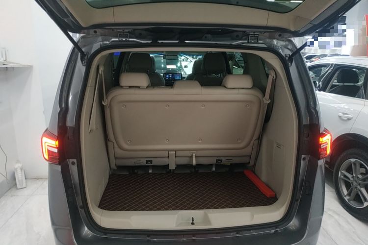 Used Buick GL8 2021 Land Cruiser Executive Class 652T Luxury Model
