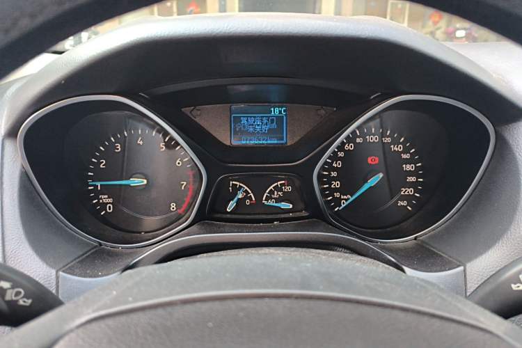 Used Ford Focus 2018 Sedan Classic 1.6L Manual Fashion Edition SmartDrive Version