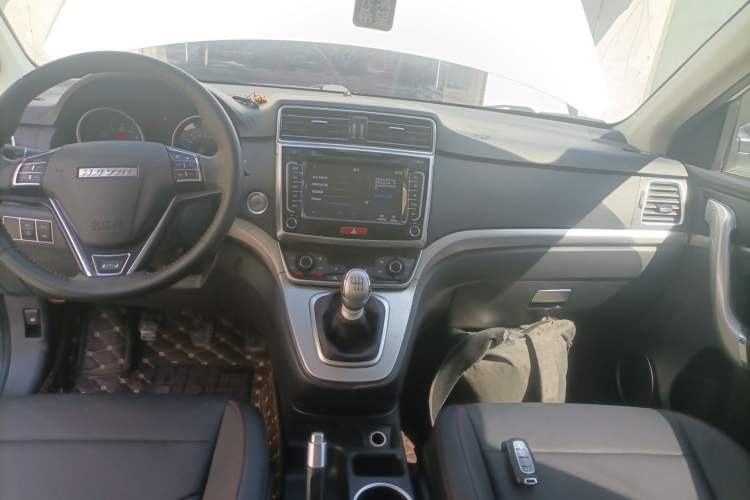 Used Haval M6 2017 1.5T Manual Two-Wheel Drive Elite Model