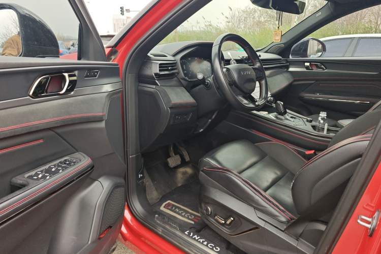 Used Lynk & Co 05 2020 2.0TD Four-Wheel Drive HypeHalo