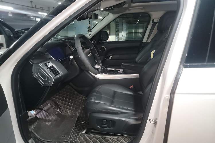 Used Land Rover Range Sport 2021 3.0 L6 SE
