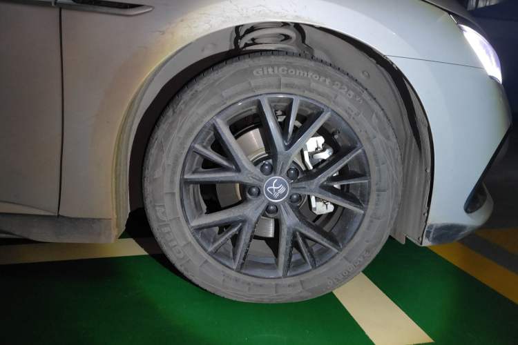 Used BYD Han 2024 DM-i Glory Edition 121KM Elite Model
