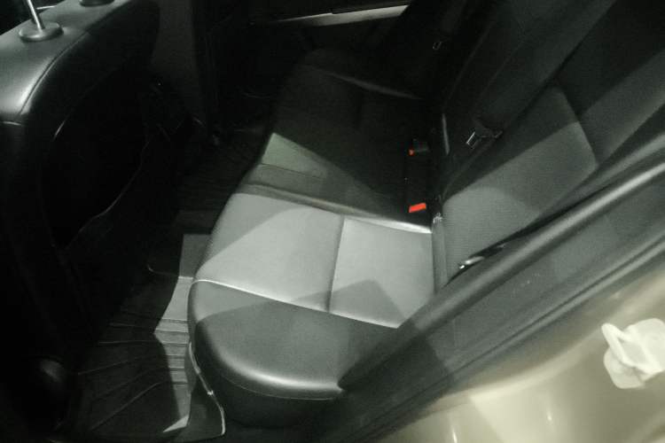 Used Mercedes-Benz GLK-Class 2013 GLK 300 4MATIC Dynamic Sunroof Model
