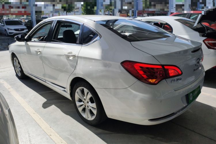 Used GAC Trumpchi GA6 2016 235T DCT Elite Edition Exterior 3