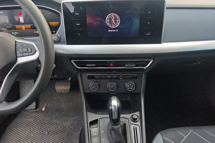 Used Volkswagen Lavida 2024 1.5L Automatic DeYi Edition Audio And AC Panel