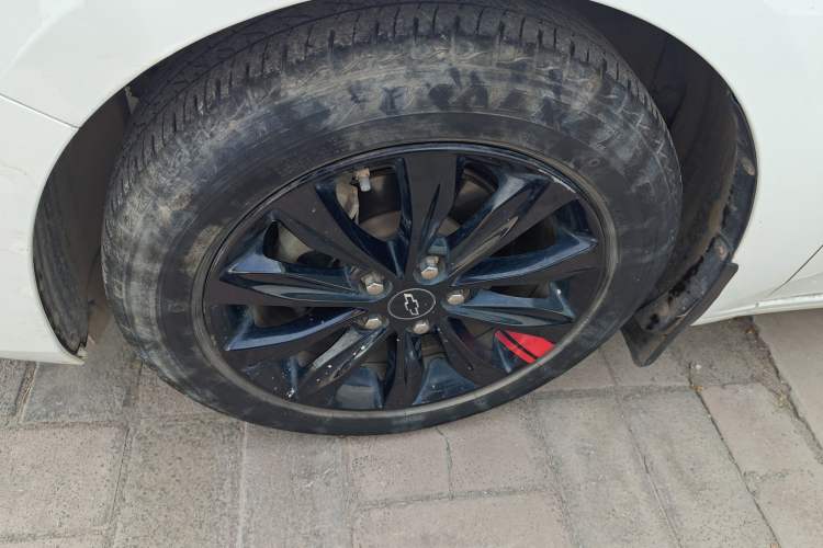 Used Chevrolet Monza 2020 Light Hybrid Redline 320T Dual-Clutch Joyful Edition