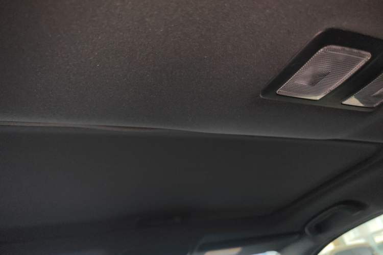 Used Mazda CX-4 2016 2.0L Automatic 2WD Blue Sky Dynamic Edition Headliner