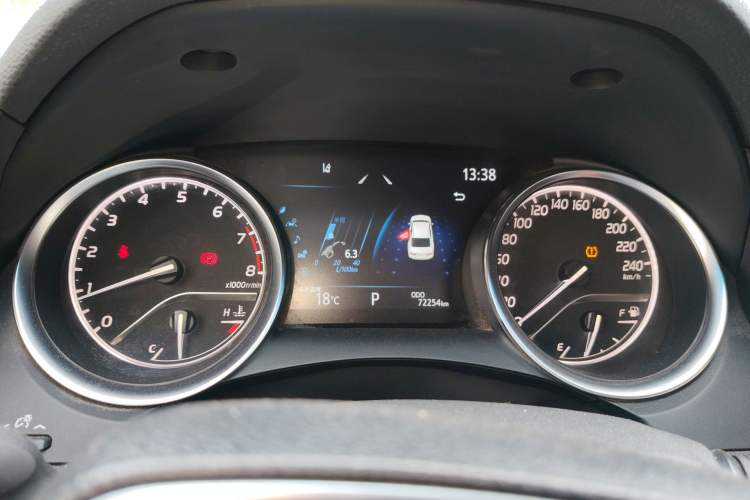 Used Toyota Camry 2021 2.0G Luxury Edition