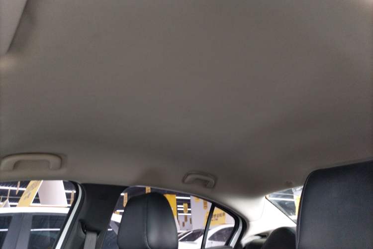 Used Buick Excelle 2020 15N CVT Elite Edition Headliner