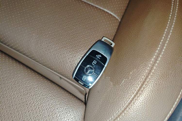 Used Mercedes-Benz E-Class 2016 E 200 L Sport Edition