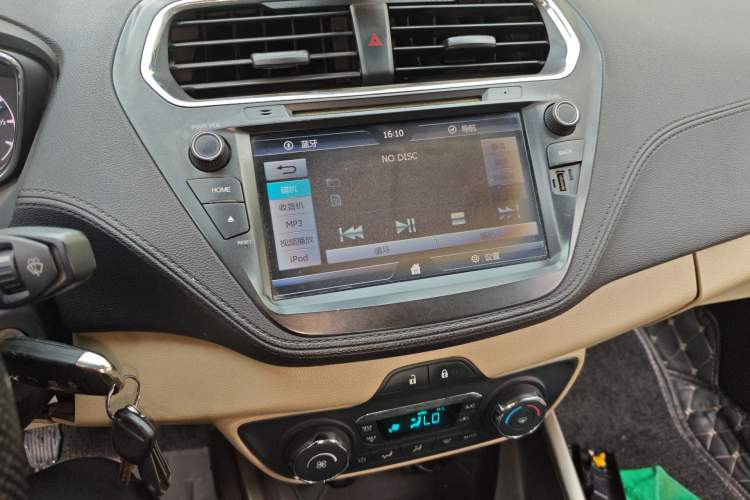 Used Ford Escort 2015 1.5L Manual Fashion Edition