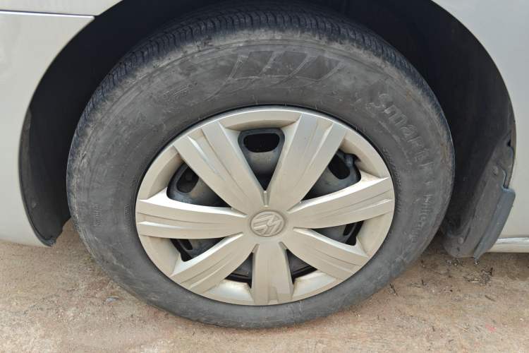 Used Volkswagen Jetta 2013 1.6L Automatic Fashion Model