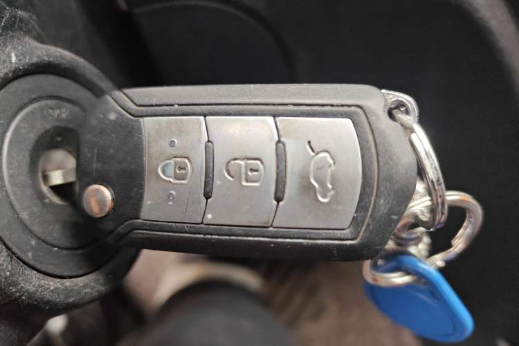 Used GAC Trumpchi GA3S Vision 2014 1.6L Manual Elite Edition