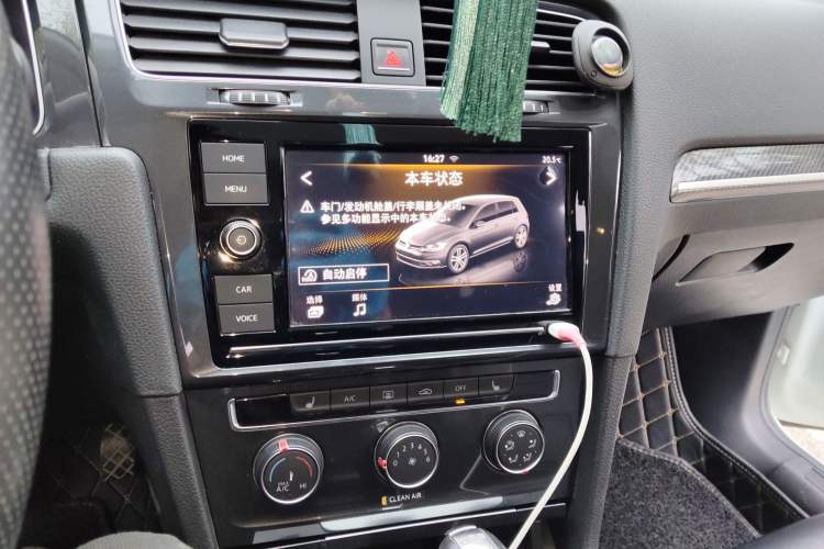 Used Volkswagen Golf 2019 280TSI DSG Luxury Version China VI Standard Audio And AC Panel