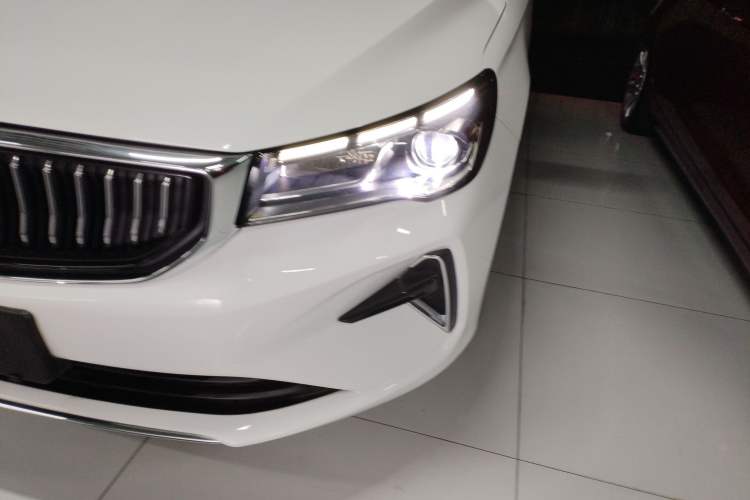 Used Geely Auto Emgrand 2023 4th Generation Champion Edition 1.5L CVT Prestige Model
