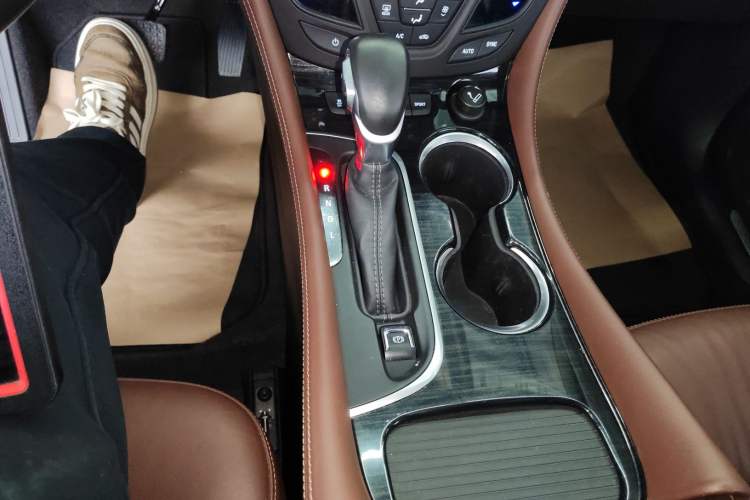 Used Buick Envision 2019 28T Four-Wheel Drive Elite Version China VI Standard
