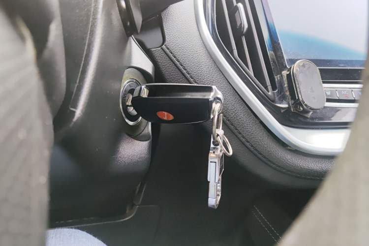 Used JETOUR X70M 2022 1.5T Manual Advanced Partner Version 5 Seats Interior 1