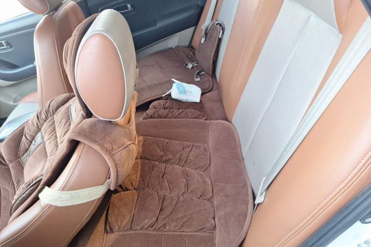 Used Hyundai Celesta 2011 1.6L Manual Comfort Edition