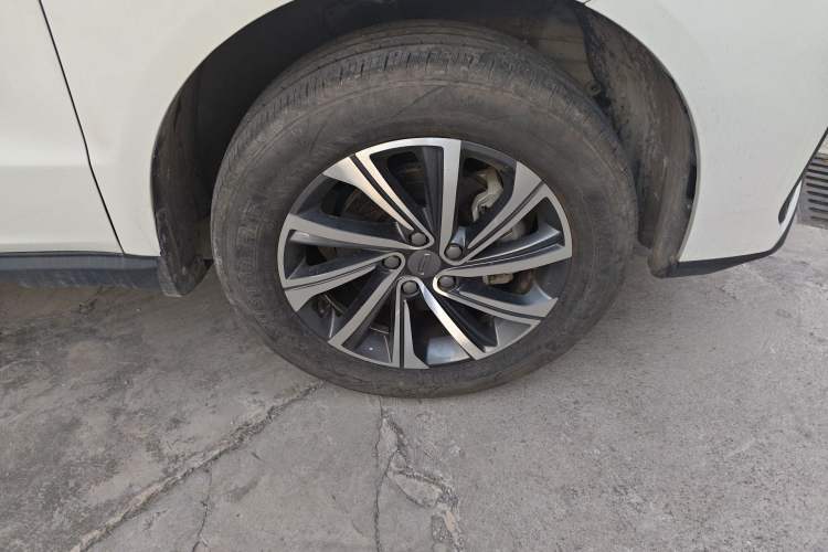 Used Geely Auto Vision X6 2021 PRO 1.4T Manual Luxury Model Right Front Wheel Hub