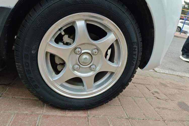 Used Bestune Pony 2025 222km Lightning Horse Right Front Wheel Hub