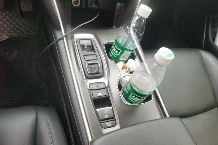 Used Honda Accord 2018 Rui Hybrid 2.0L Rui Zhi Version China V Emission Standard Gear Lever