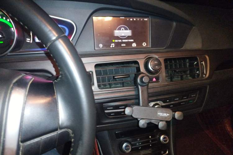 Used Roewe e550 2016 Deluxe Edition
