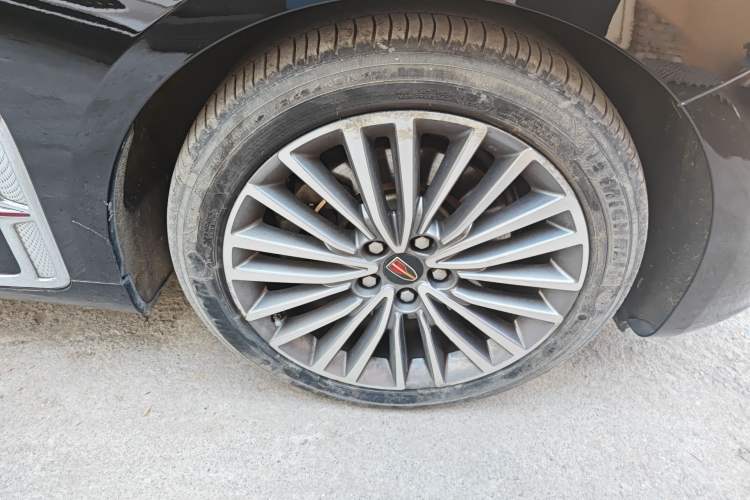 Used Hongqi H9 2020 3.0T Smart Connect Flagship Edition Right Front Wheel Hub