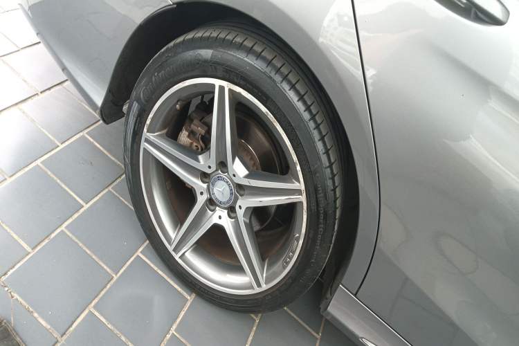 Used Mercedes-Benz C-Class 2015 C 200 station wagon