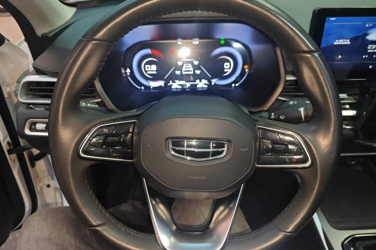 Used Geely Auto Emgrand 2022 4th Generation 1.5L CVT Luxury Model
