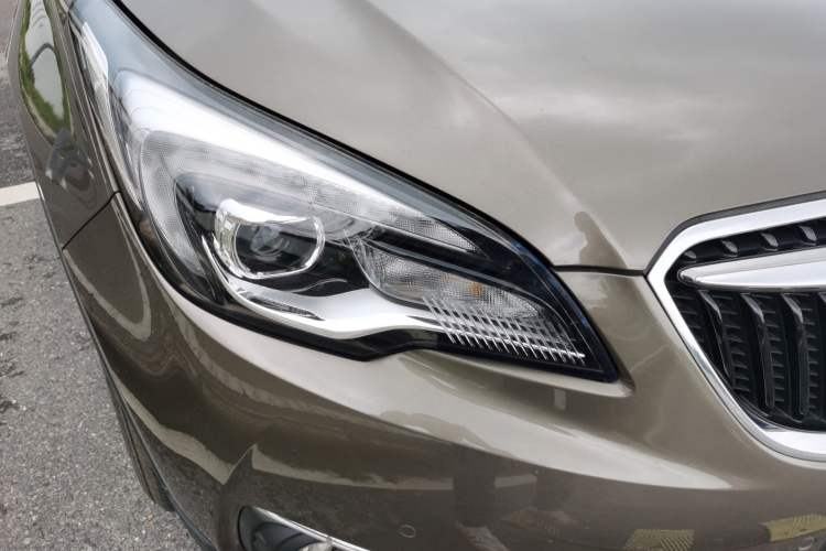 Used Buick Envision 2019 20T Two-Wheel Drive Luxury Version China V Standard Right Front Headlight