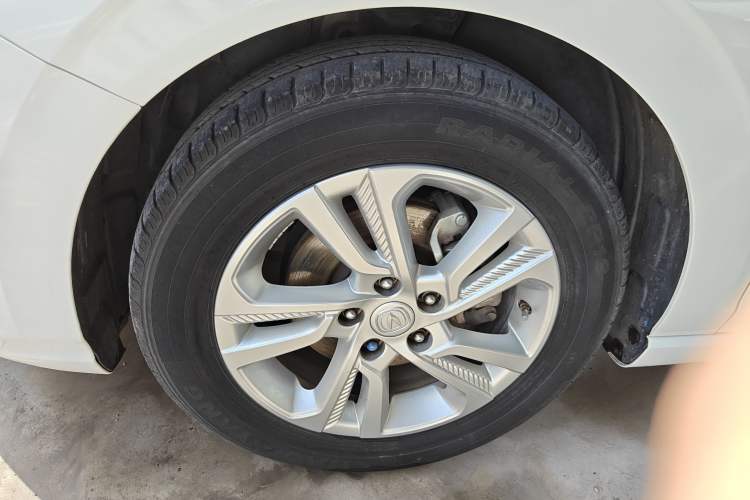 Used CHANGAN Eado 2019 High-Energy Edition 1.6L GDI Manual Pioneer Model China VI Standard