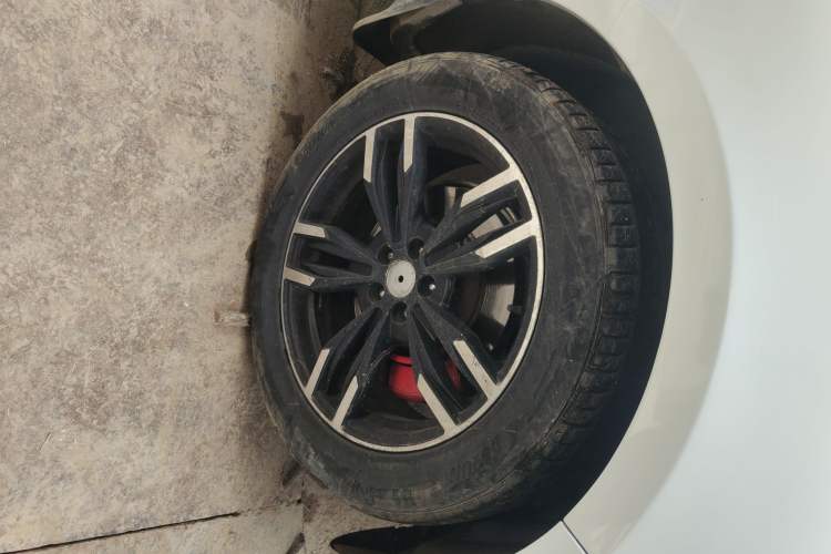 Used Zotye SR9 2017 2.0T Automatic Ultimate Dream Edition
