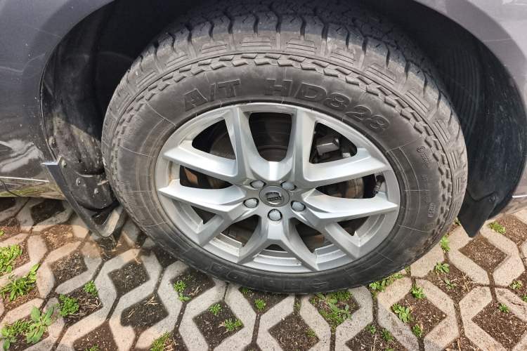 Used Volvo XC60 2019 T5 4x4 Smart Edition China VI Standard