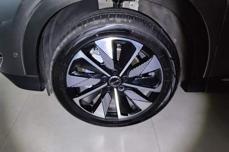 Used BYD Song PLUS New Energy 2025 EV Smart Drive Edition 605km Flagship Model Exterior 4