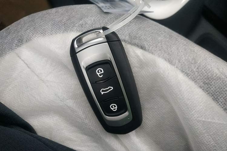 Used Geely Galaxy Panda 2025 210km Panda Rider Interior 1