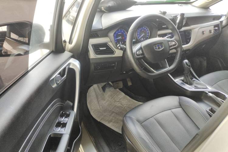 Used Geely Auto Vision X3 2020 1.5L CVT Luxury Model