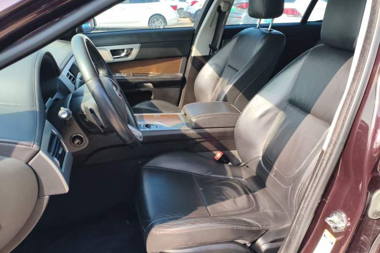 Used Jaguar XF 2014 XF 2.0T Prestige Edition
