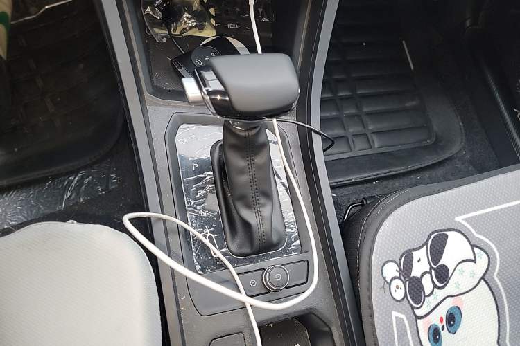 Used Chery Tiggo 3X 2024 1.5L CVT Excellence Edition Gear Lever