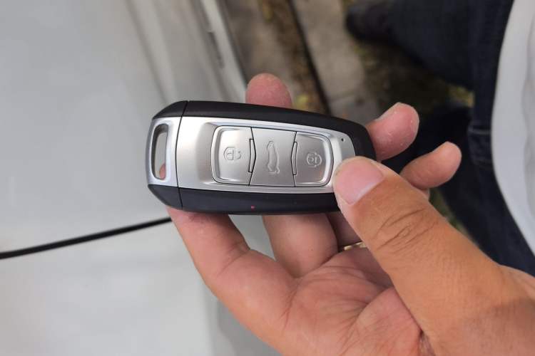 Used Geely Auto Emgrand X7 Sport 2018 1.8TD Automatic Two-Wheel Drive Smart Connect 4G Internet Edition