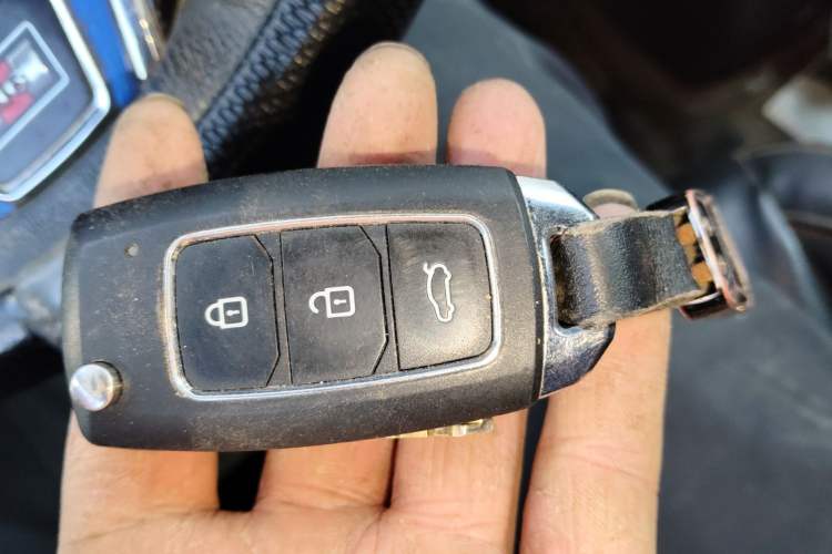 Used Haval H6 2015 Upgraded Model 1.5T Manual Two-Wheel Drive Elite Version Vehicle Key